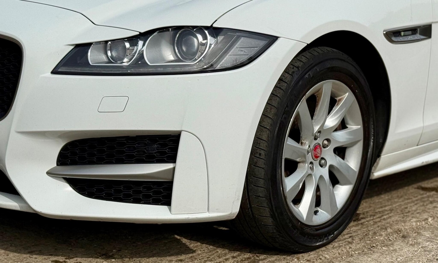 Used Jaguar XF 2019 for sale - 78201537: Photo 30