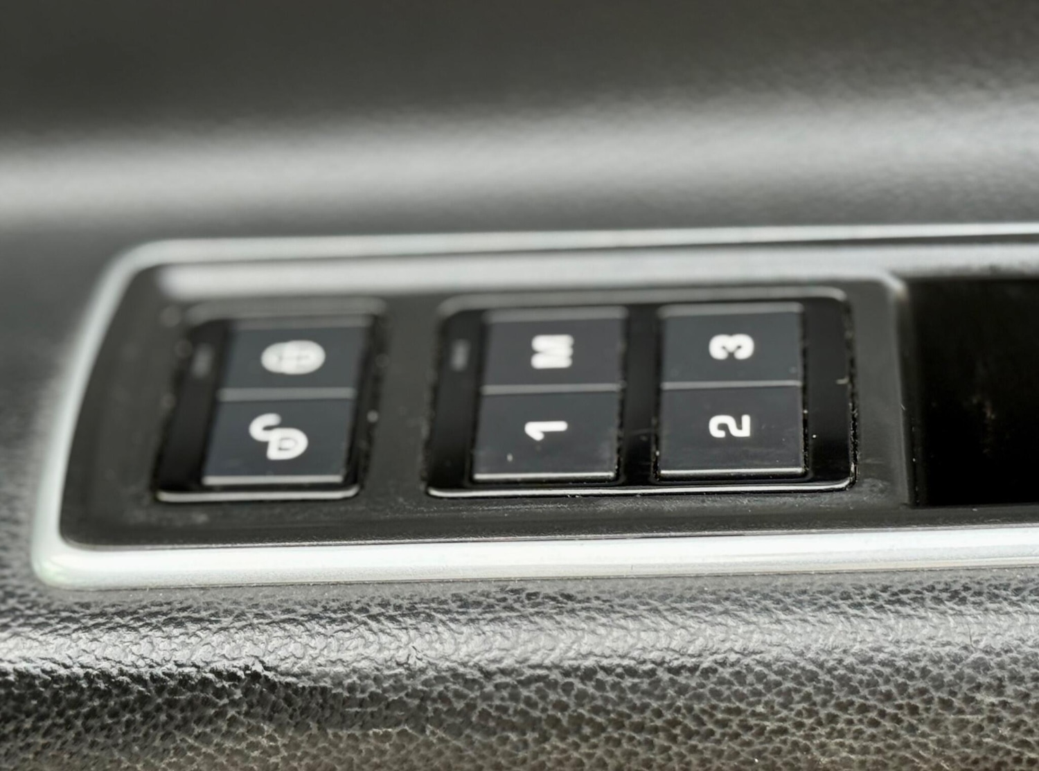 Used Jaguar XF 2019 for sale - 78201537: Photo 40