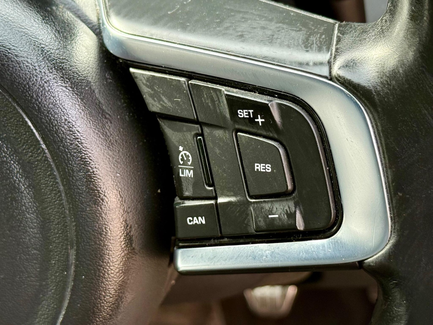 Used Jaguar XF 2019 for sale - 78201537: Photo 42