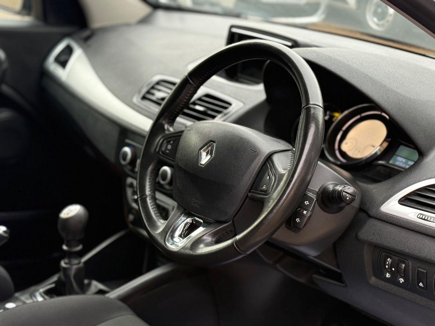 Used Renault Megane 2013 for sale - 76495780: Photo 13