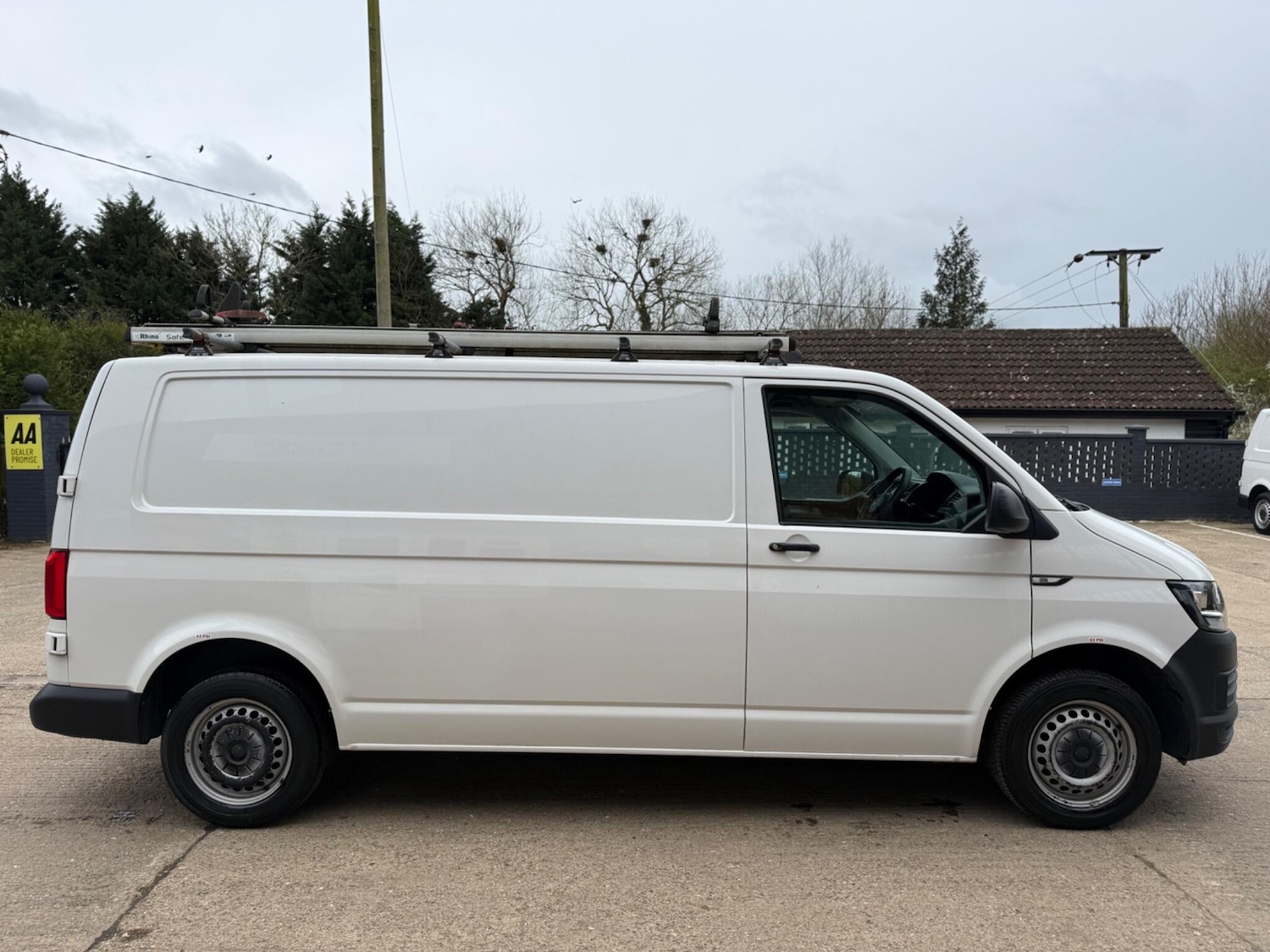 Used Volkswagen Transporter 2018 for sale - 77904296: Photo 10