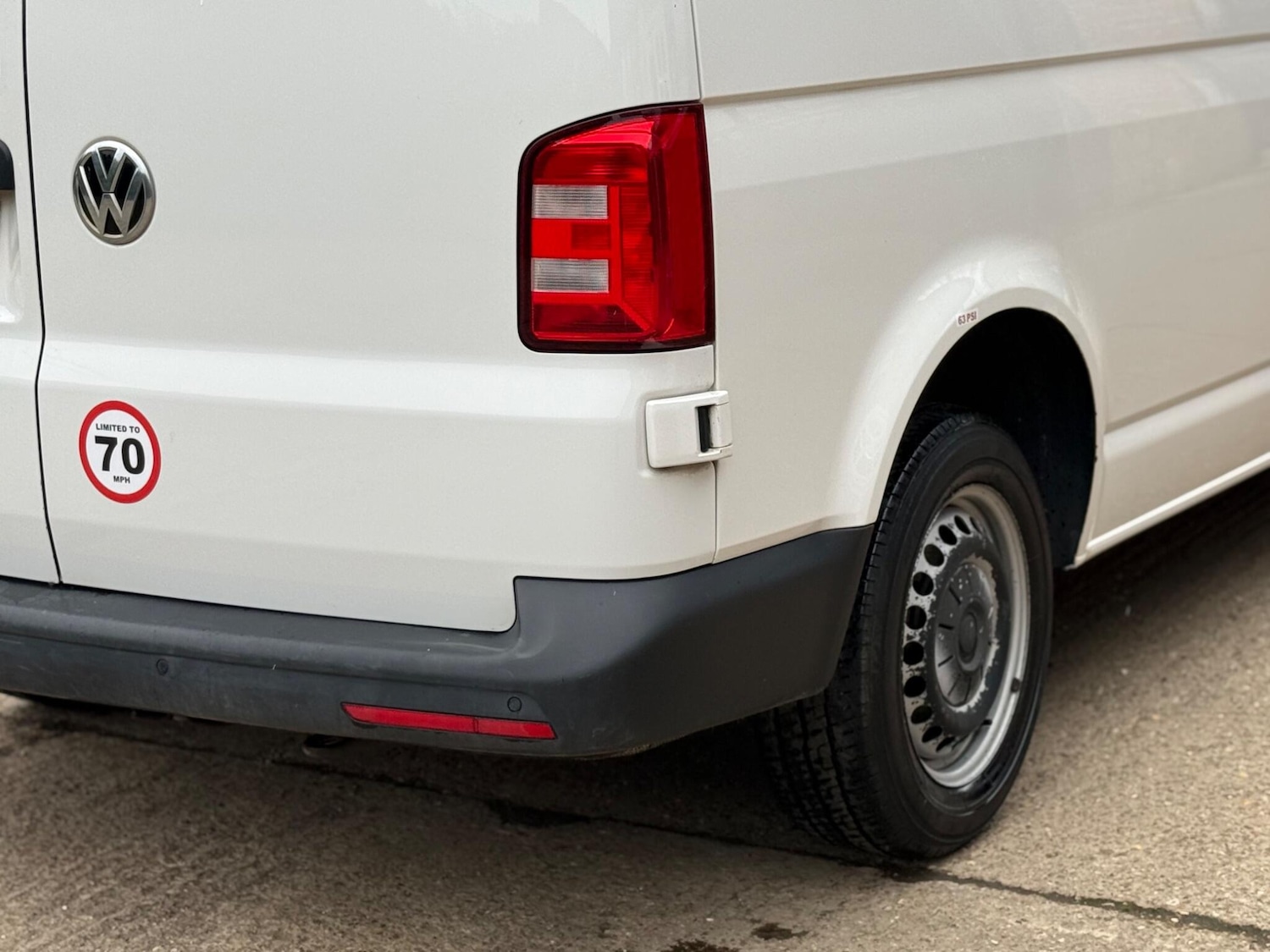 Used Volkswagen Transporter 2018 for sale - 77904296: Photo 33