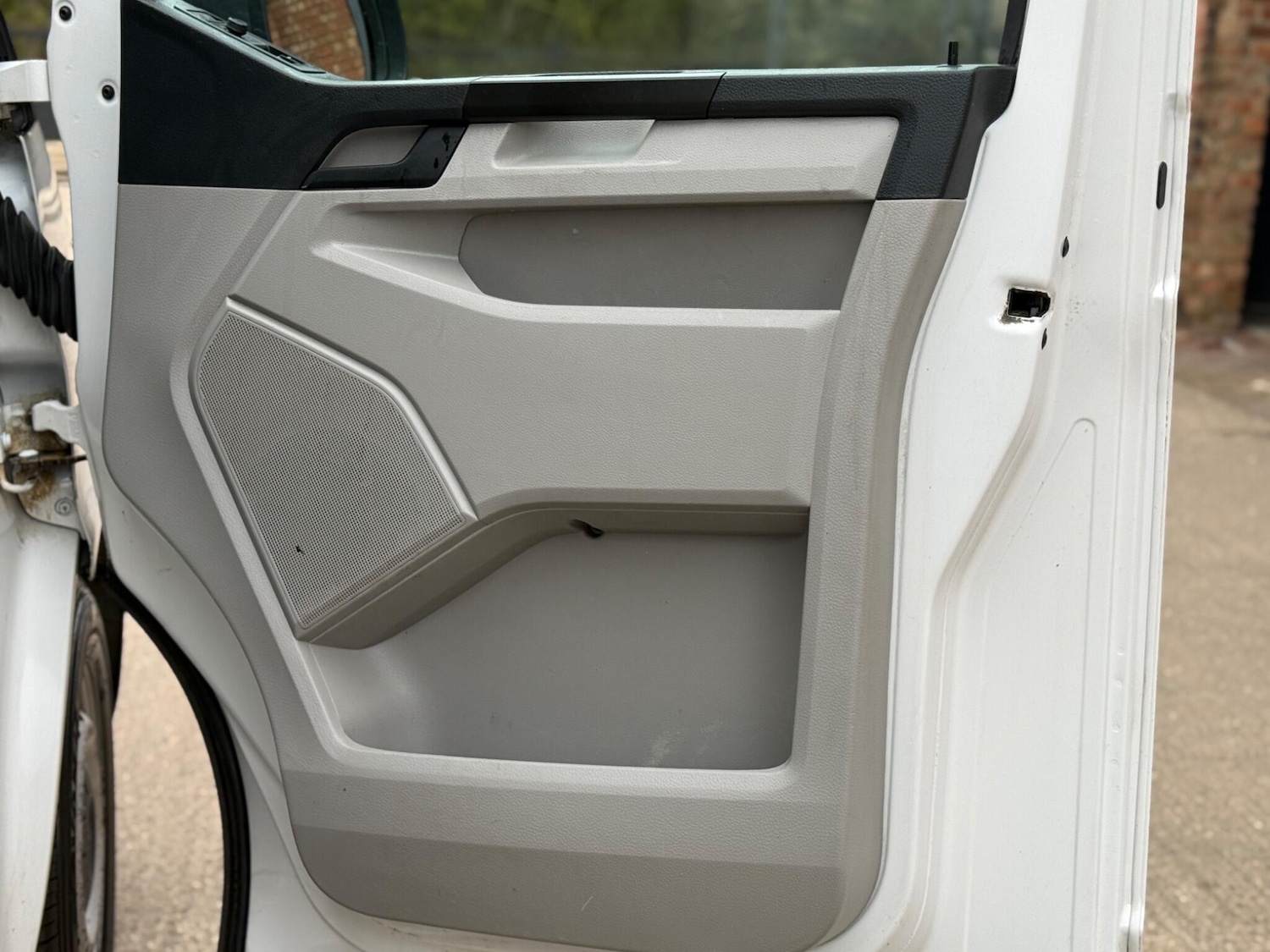 Used Volkswagen Transporter 2018 for sale - 77904296: Photo 36