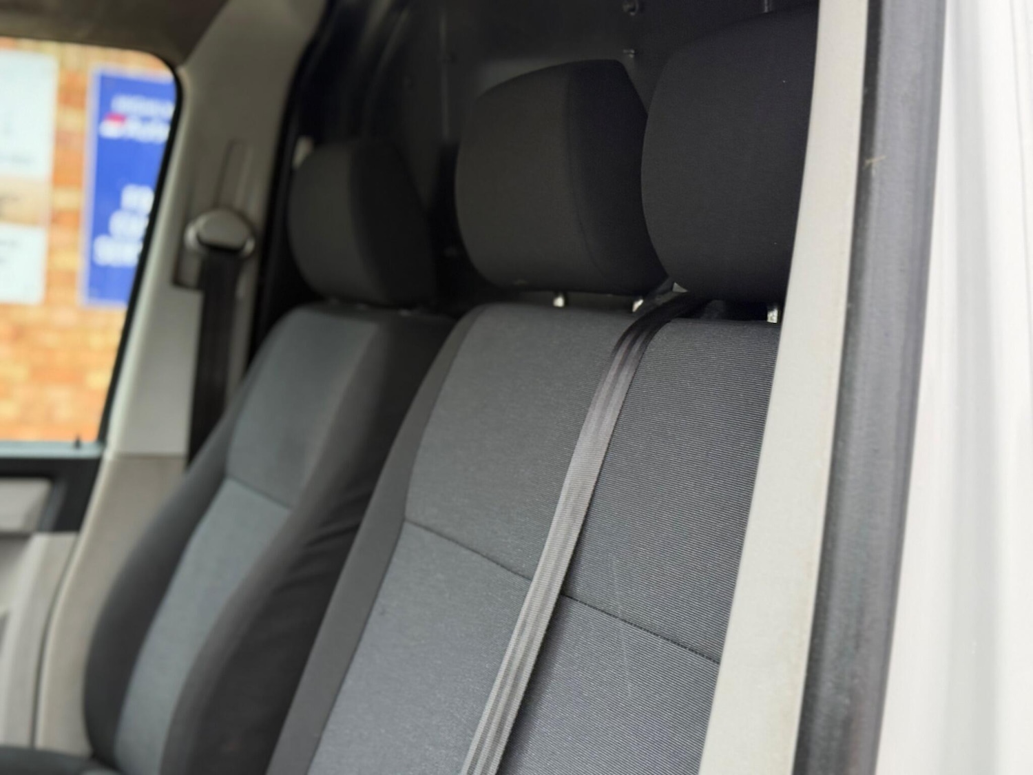 Used Volkswagen Transporter 2018 for sale - 77904296: Photo 39