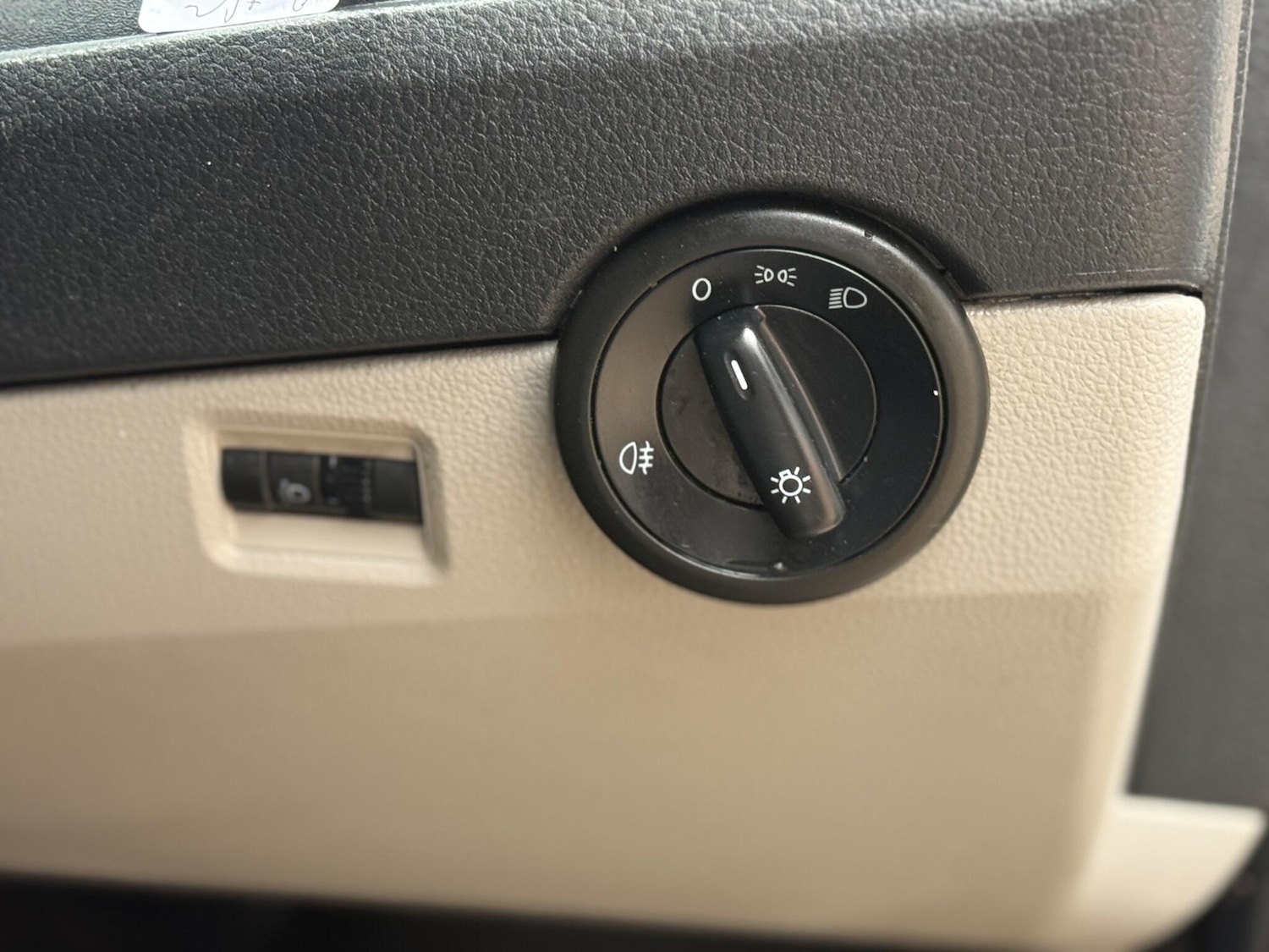 Used Volkswagen Transporter 2018 for sale - 77904296: Photo 45