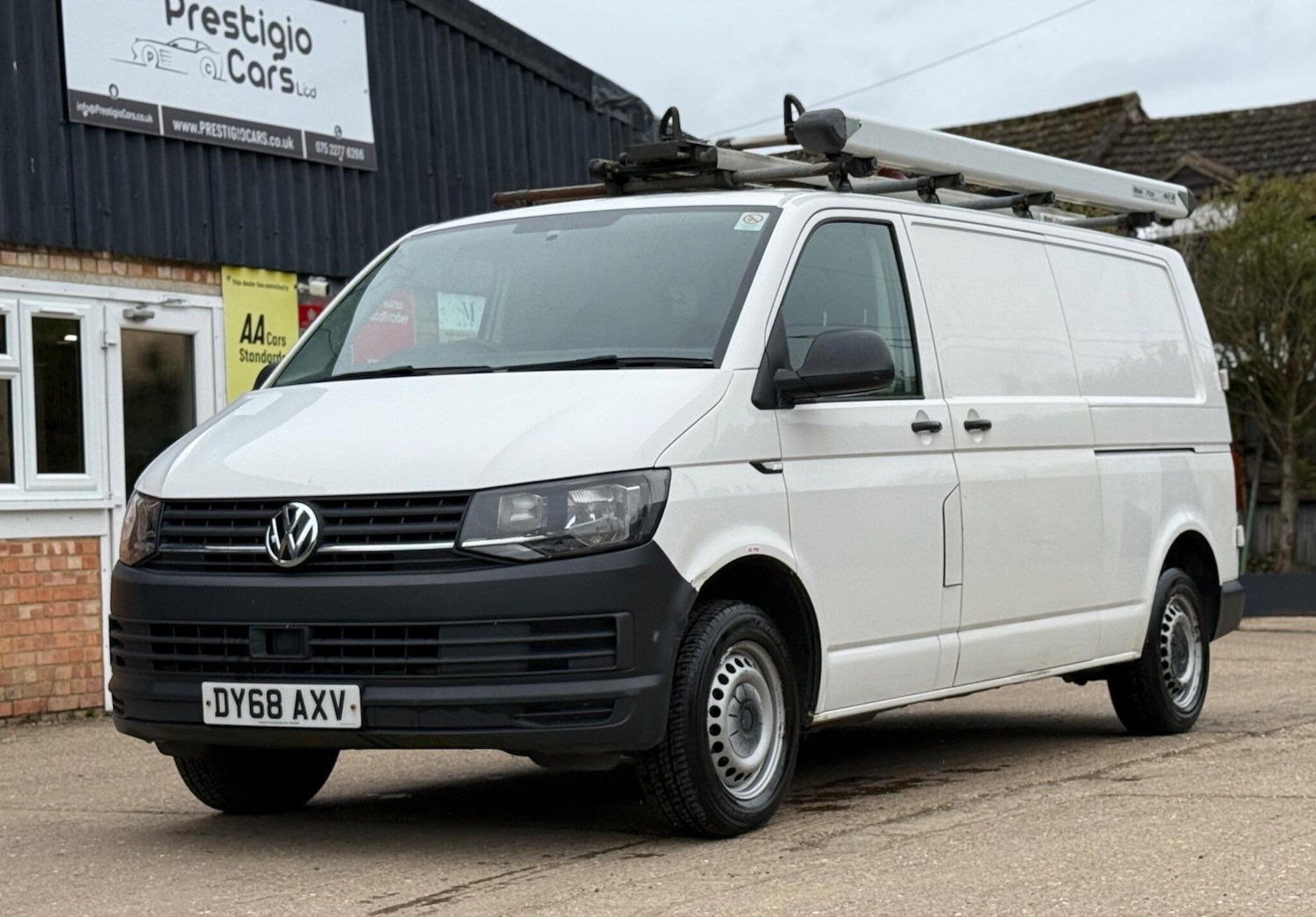 Used Volkswagen Transporter 2018 for sale - 77904296: Photo 5