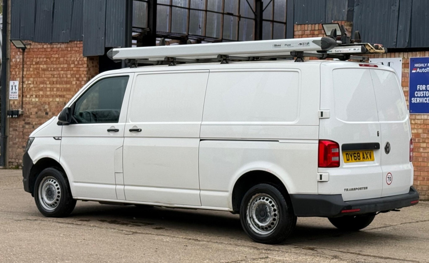 Used Volkswagen Transporter 2018 for sale - 77904296: Photo 9