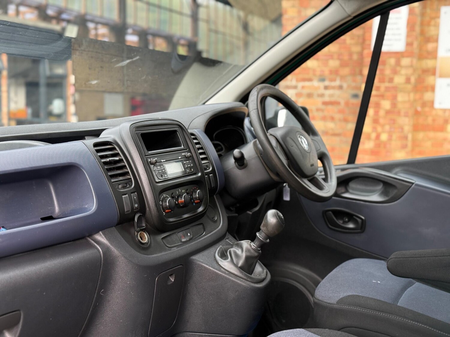 Used Vauxhall Vivaro 2017 for sale - 76046946: Photo 15
