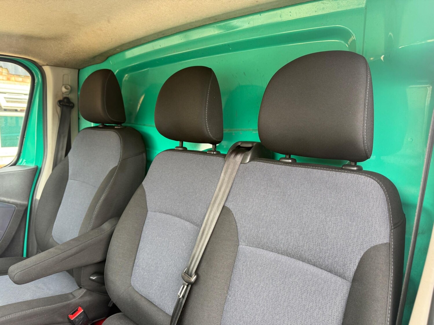 Used Vauxhall Vivaro 2017 for sale - 76046946: Photo 32