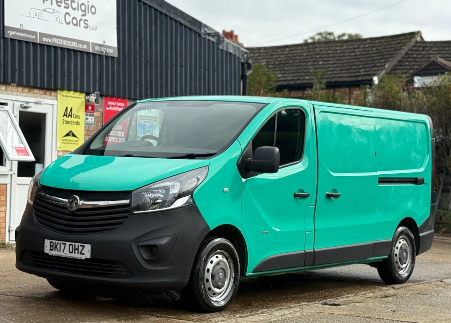 Used Vauxhall Vivaro 2017 for sale - 76046946: Photo 5