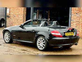 Used Mercedes-Benz SLK 2008 for sale - 77578831: Photo