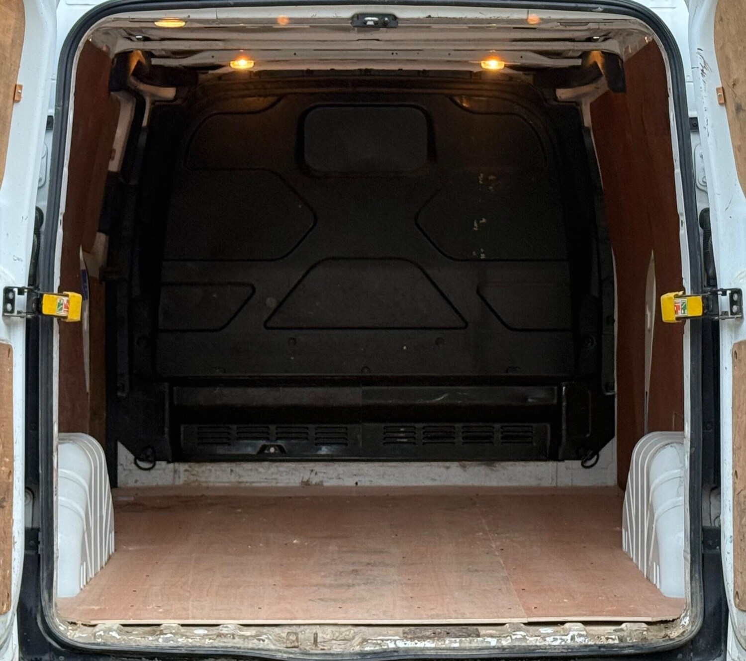 Used Ford Transit Custom 2020 for sale - 76402663: Photo 18