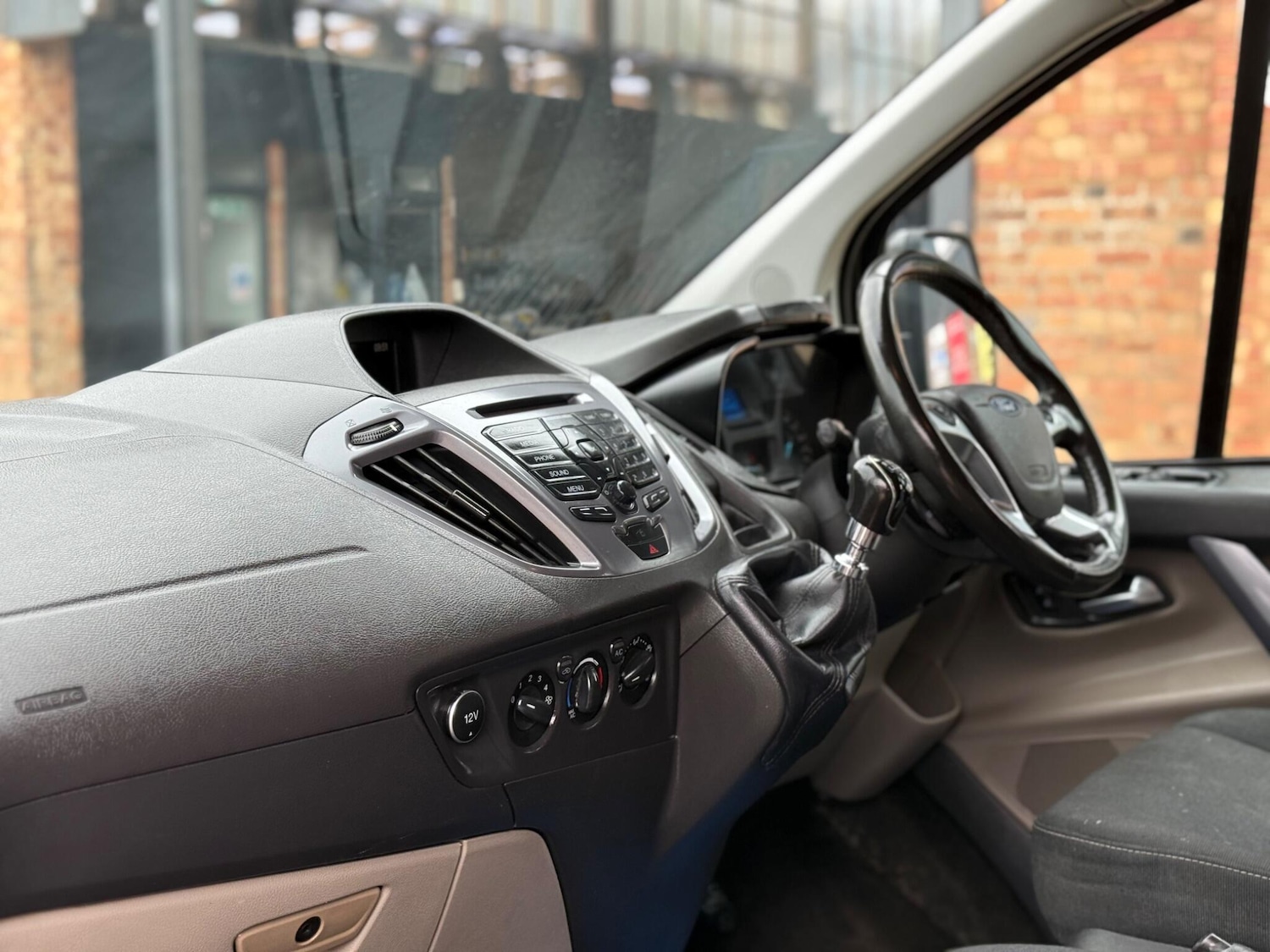 Used Ford Tourneo Custom 2017 for sale - 78078580: Photo 14