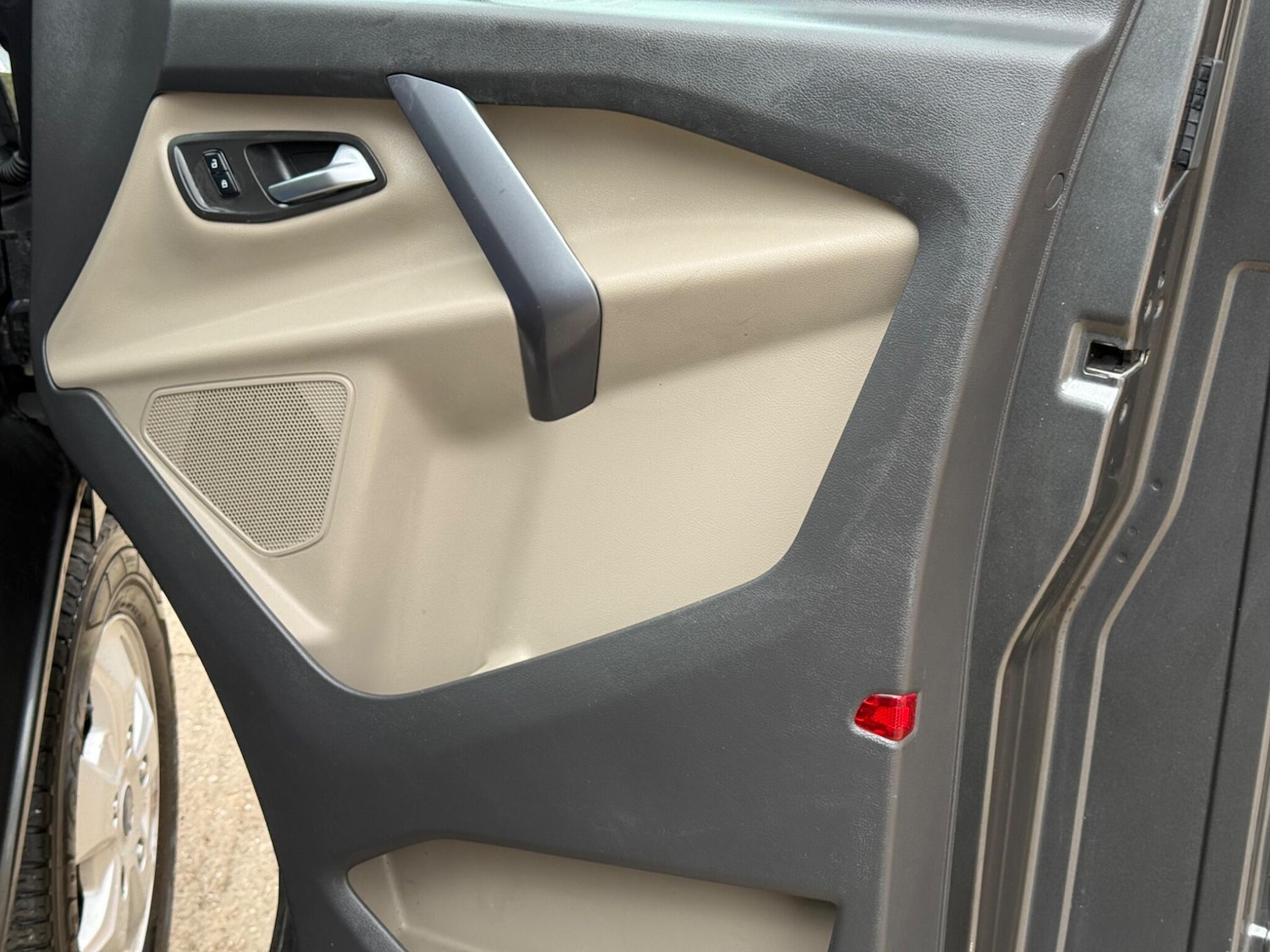 Used Ford Tourneo Custom 2017 for sale - 78078580: Photo 32