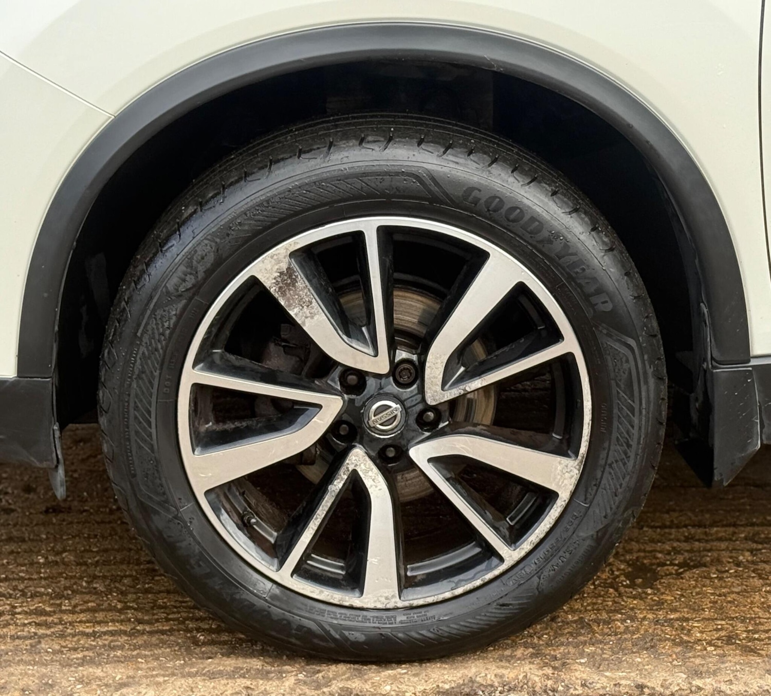 Used Nissan X-Trail 2016 for sale - 77072133: Photo 52