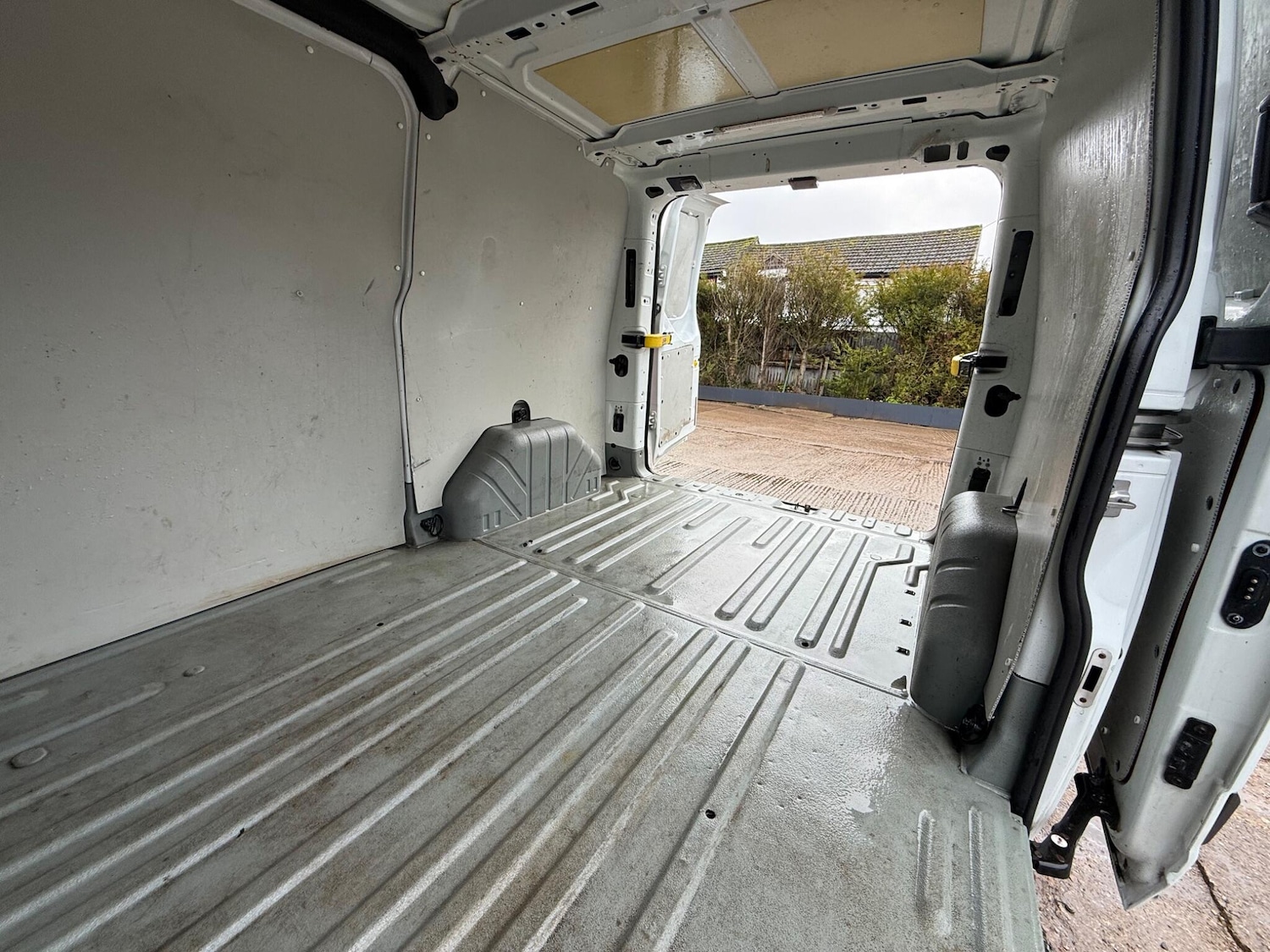 Used Ford Transit Custom 2014 for sale - 77368765: Photo 21