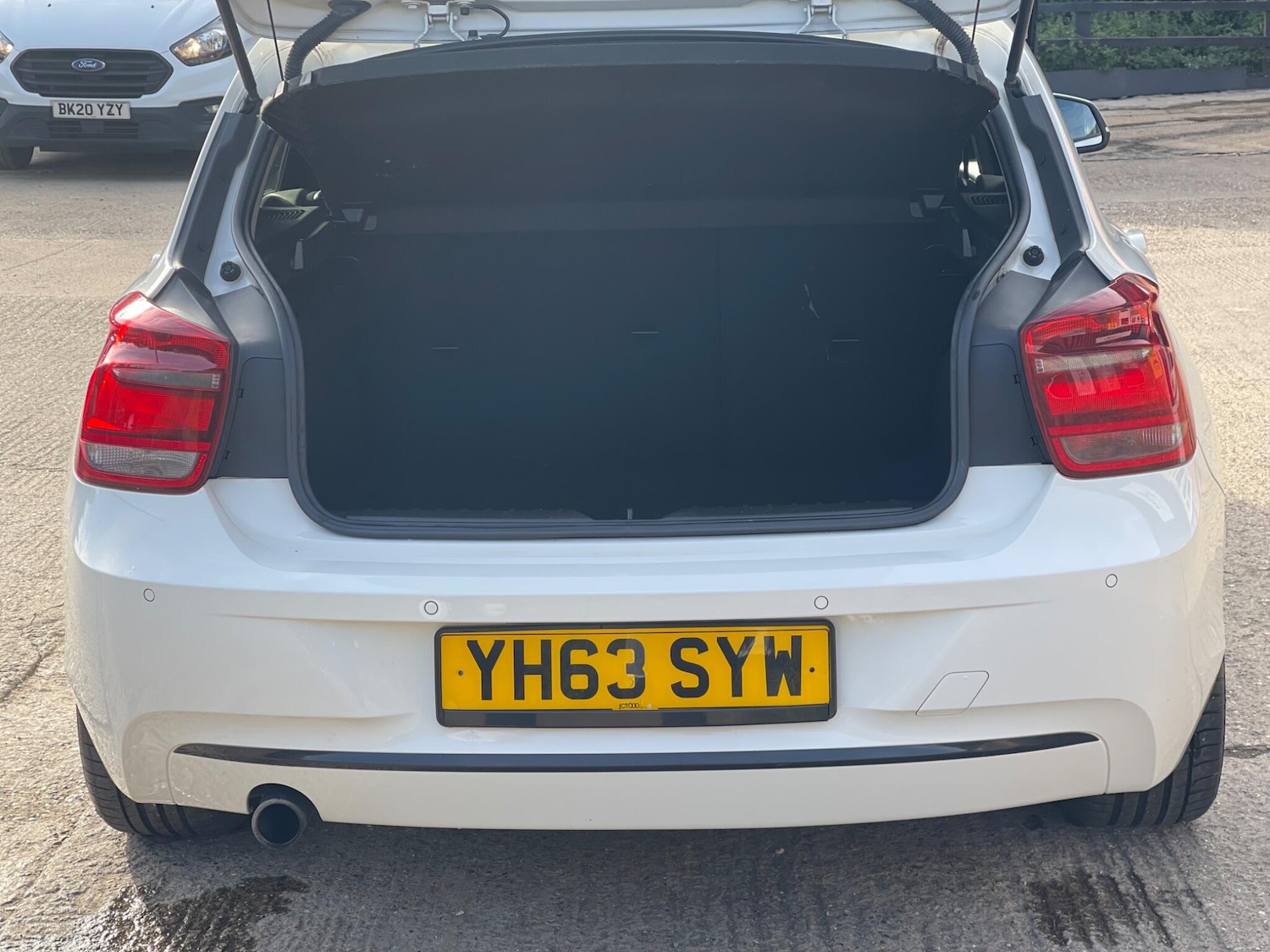 Vehicle 22