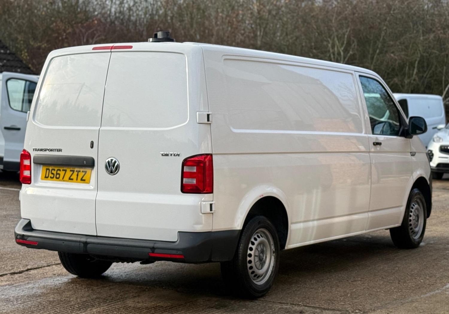 Used Volkswagen Transporter 2017 for sale - 77002043: Photo 5