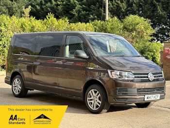 Used Volkswagen Transporter Shuttle 2017 for sale - 75385611: Photo