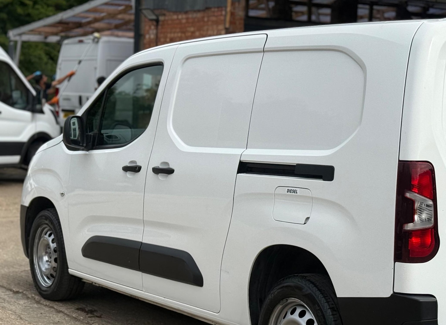 Vehicle 27