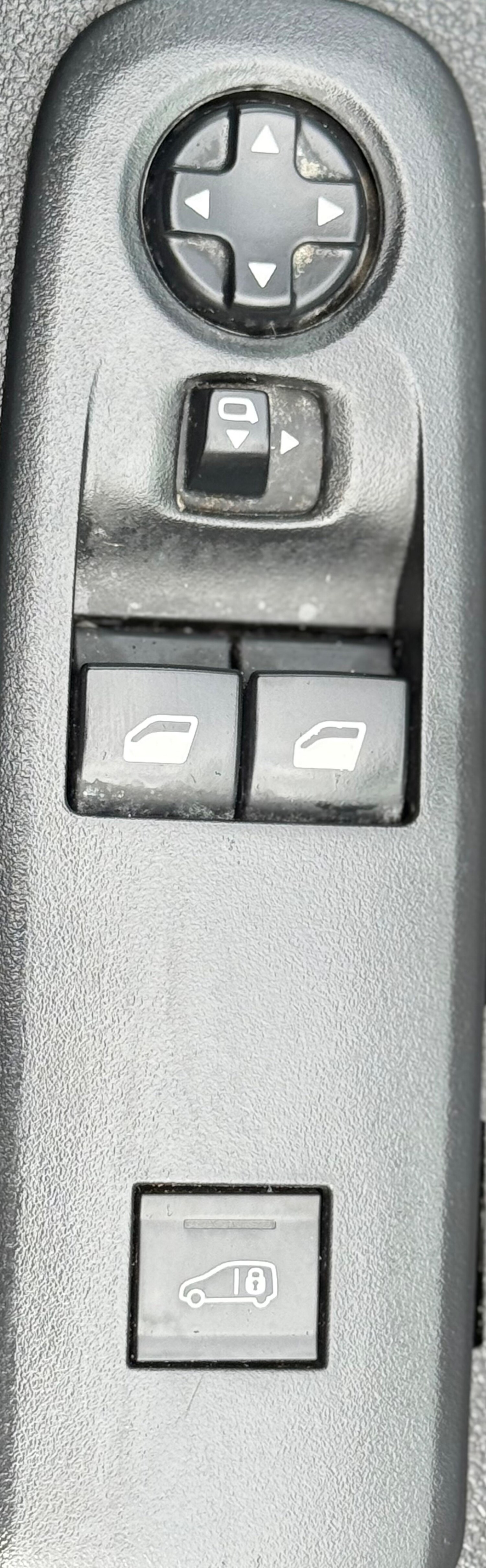 Vehicle 33