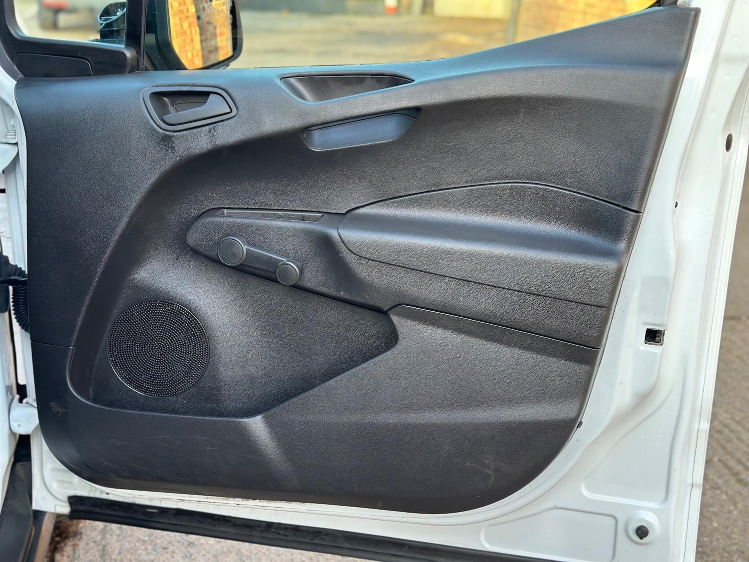 Used Ford Transit Courier 2020 for sale - 77045759: Photo 32