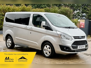 Used Ford Tourneo Custom 2018 for sale - 77460427: Photo
