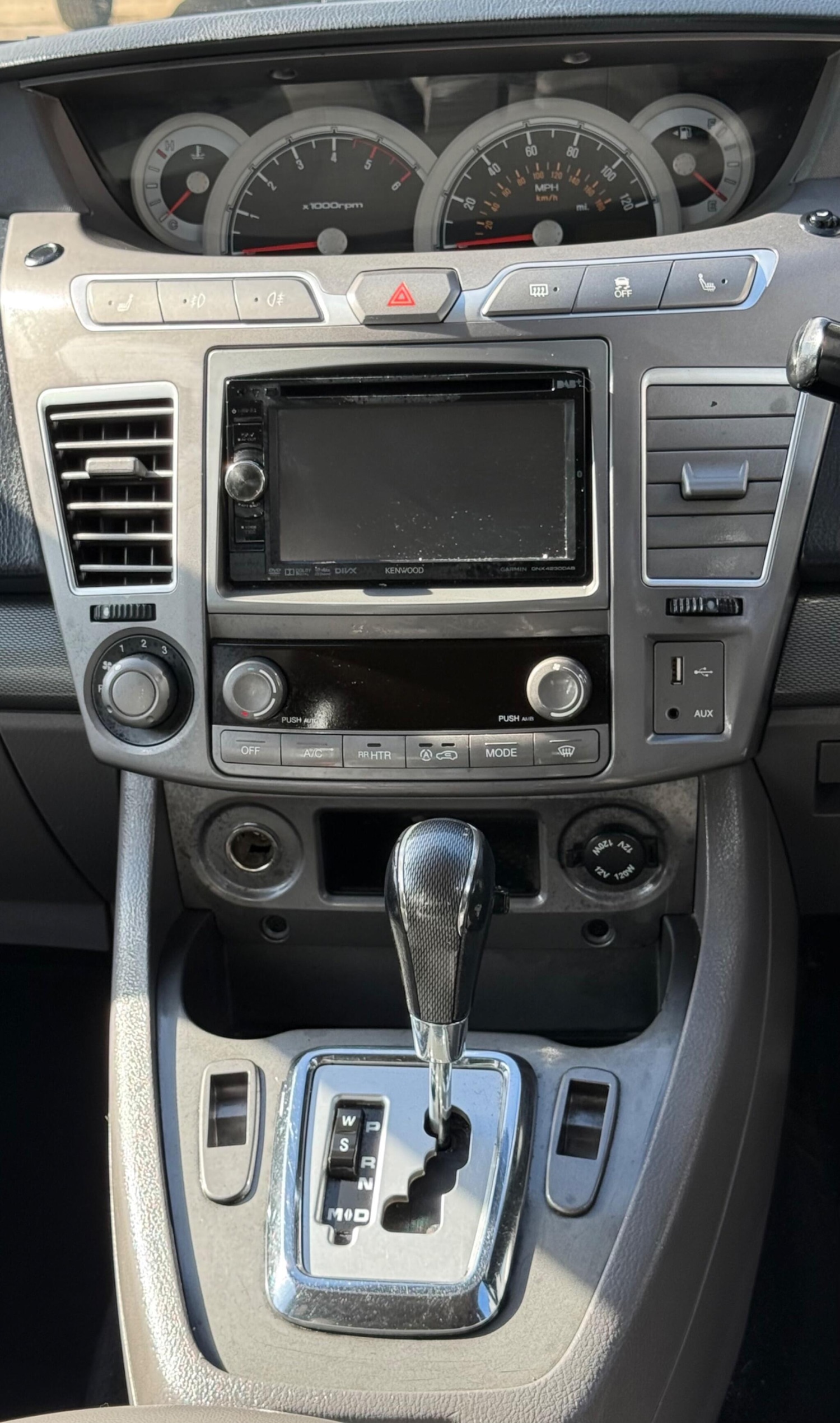 Used Ssangyong Turismo 2015 for sale - 78056019: Photo 19