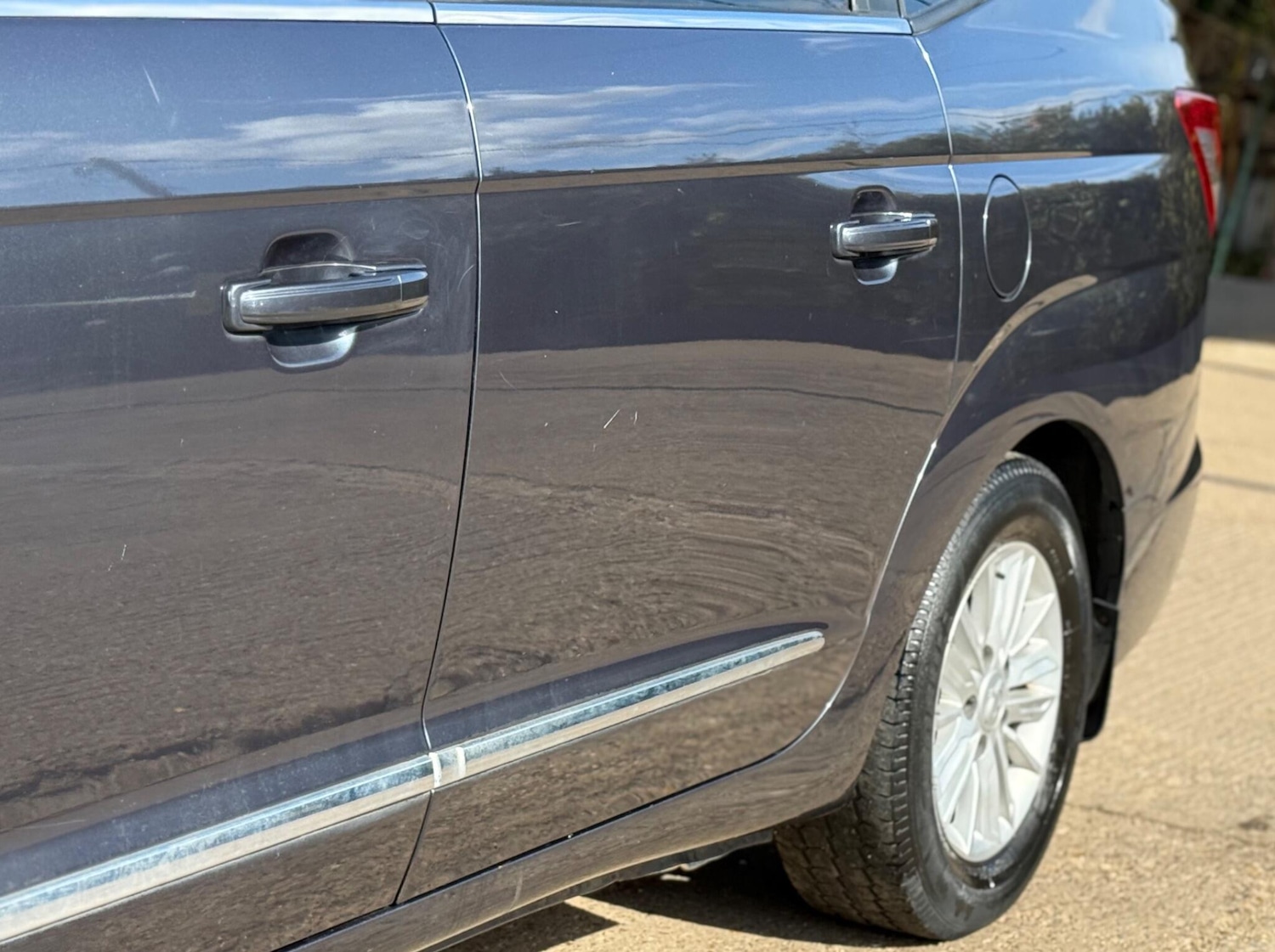 Used Ssangyong Turismo 2015 for sale - 78056019: Photo 27