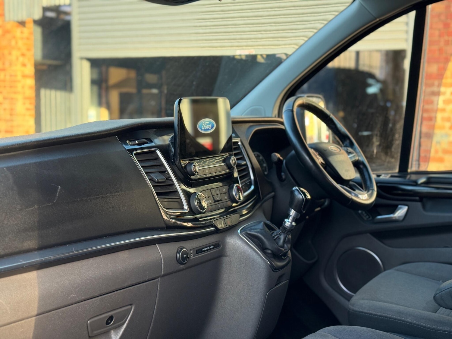 Used Ford Tourneo Custom 2018 for sale - 77002034: Photo 13