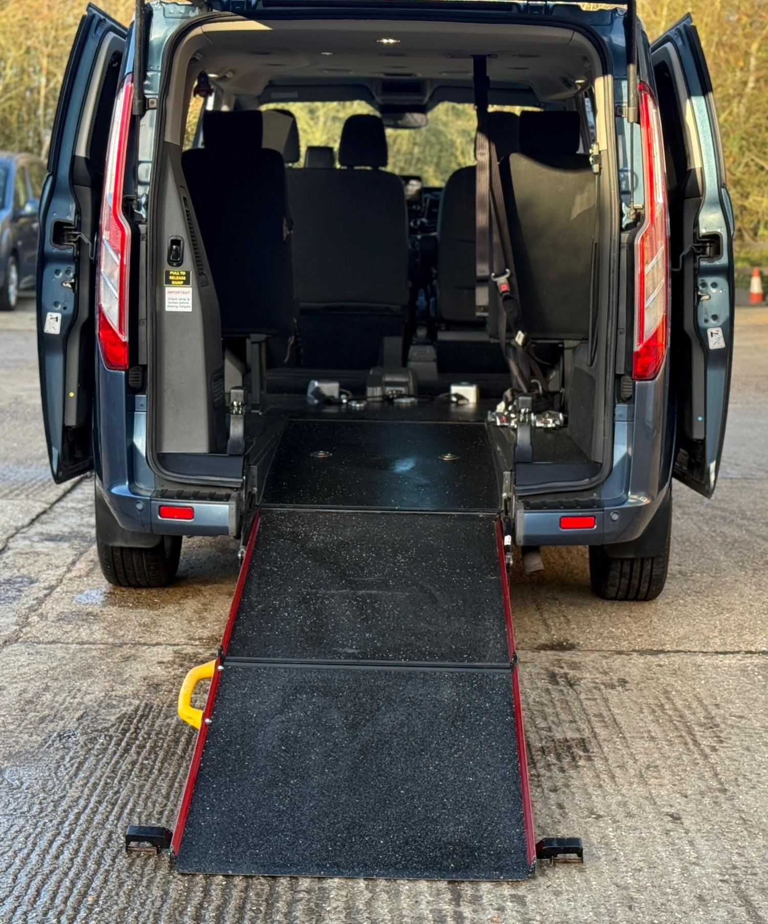 Used Ford Tourneo Custom 2018 for sale - 77002034: Photo 16