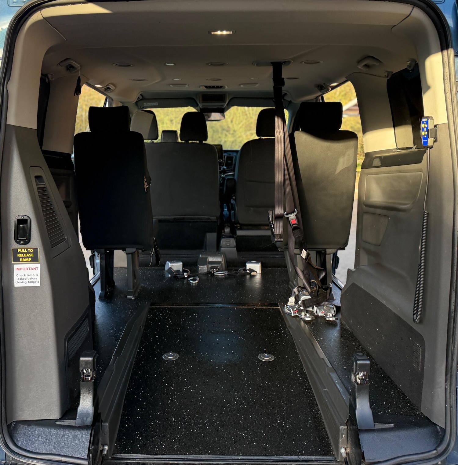 Used Ford Tourneo Custom 2018 for sale - 77002034: Photo 17