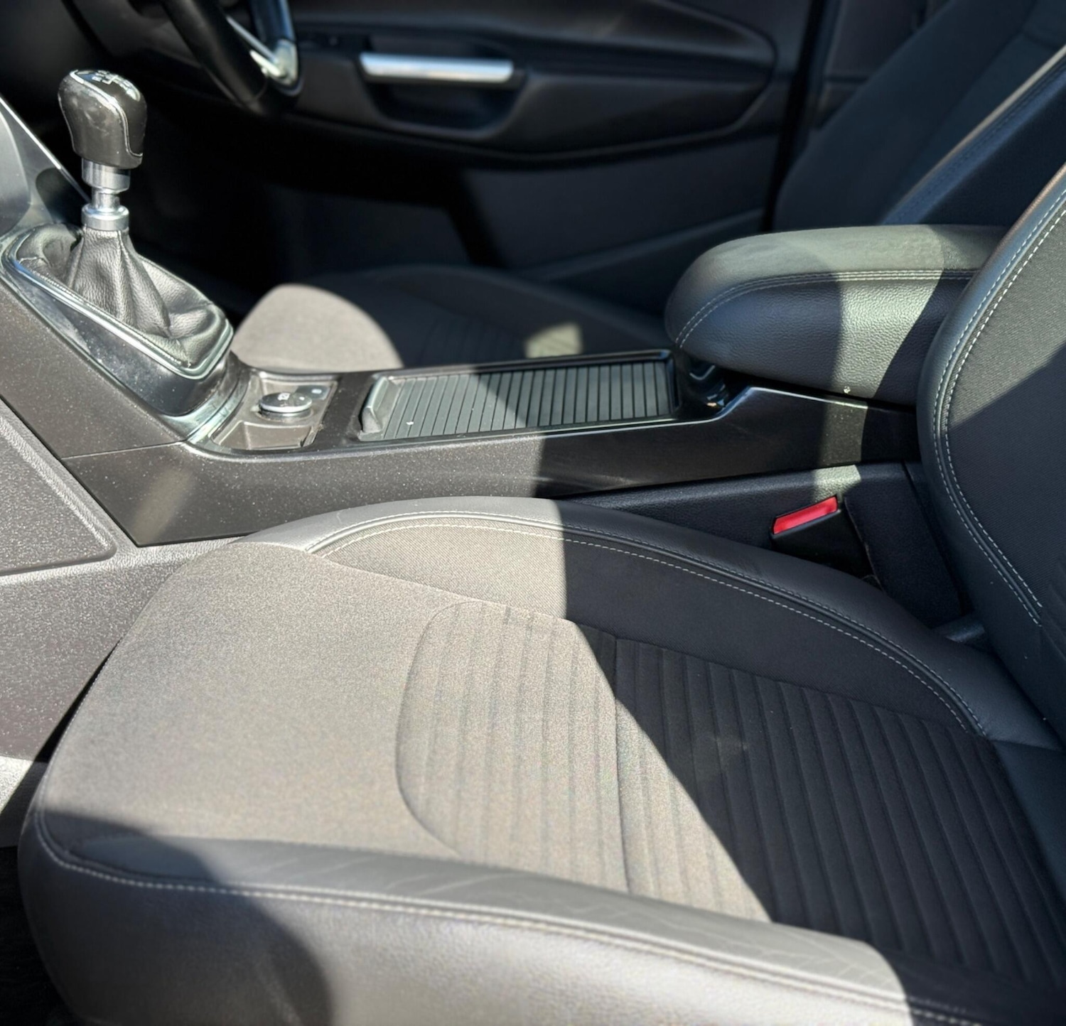 Used Ford Kuga 2017 for sale - 77350497: Photo 34