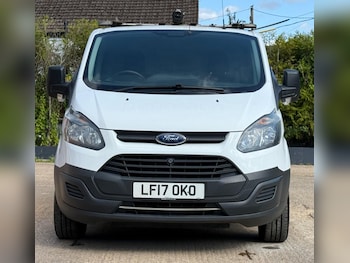 Used Ford Transit Custom 2017 for sale - 79010552: Photo