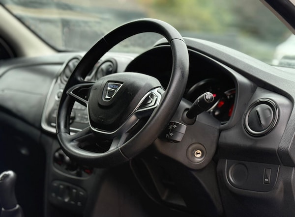 Used Dacia Logan MCV 2019 for sale - 76236857: Photo 13