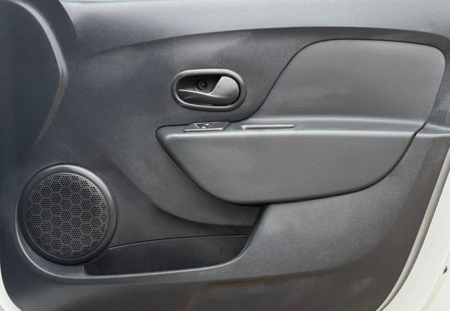 Used Dacia Logan MCV 2019 for sale - 76236857: Photo 15