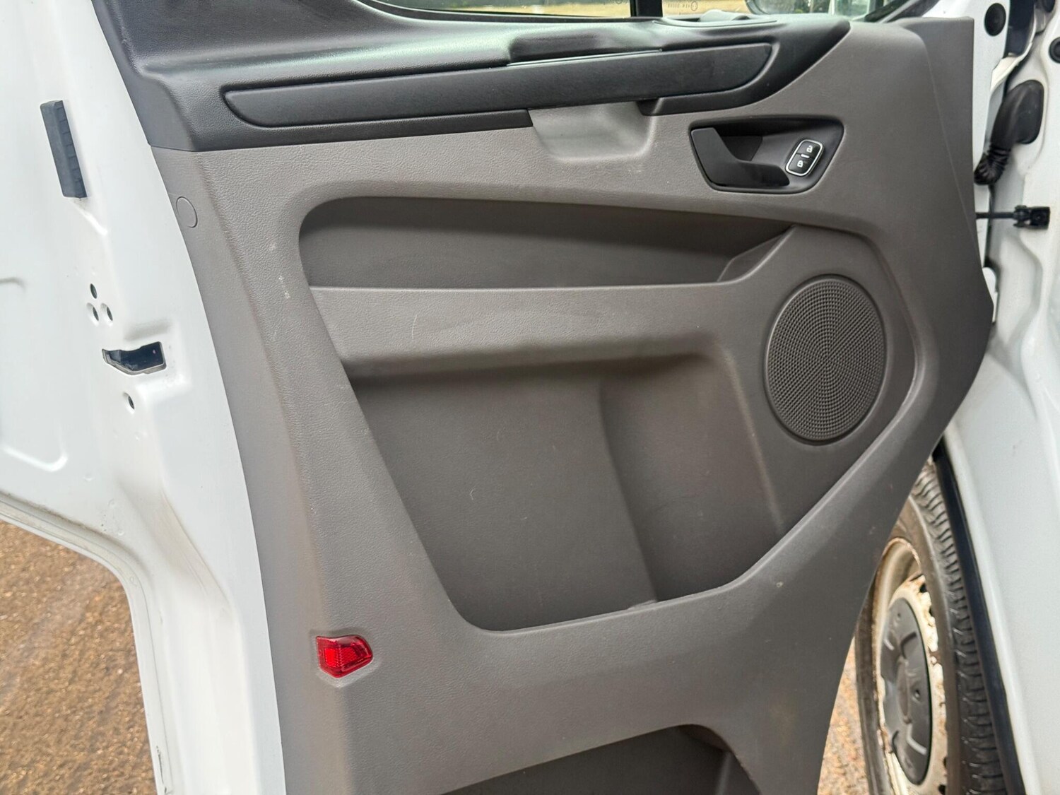 Used Ford Transit Custom 2018 for sale - 77493725: Photo 36