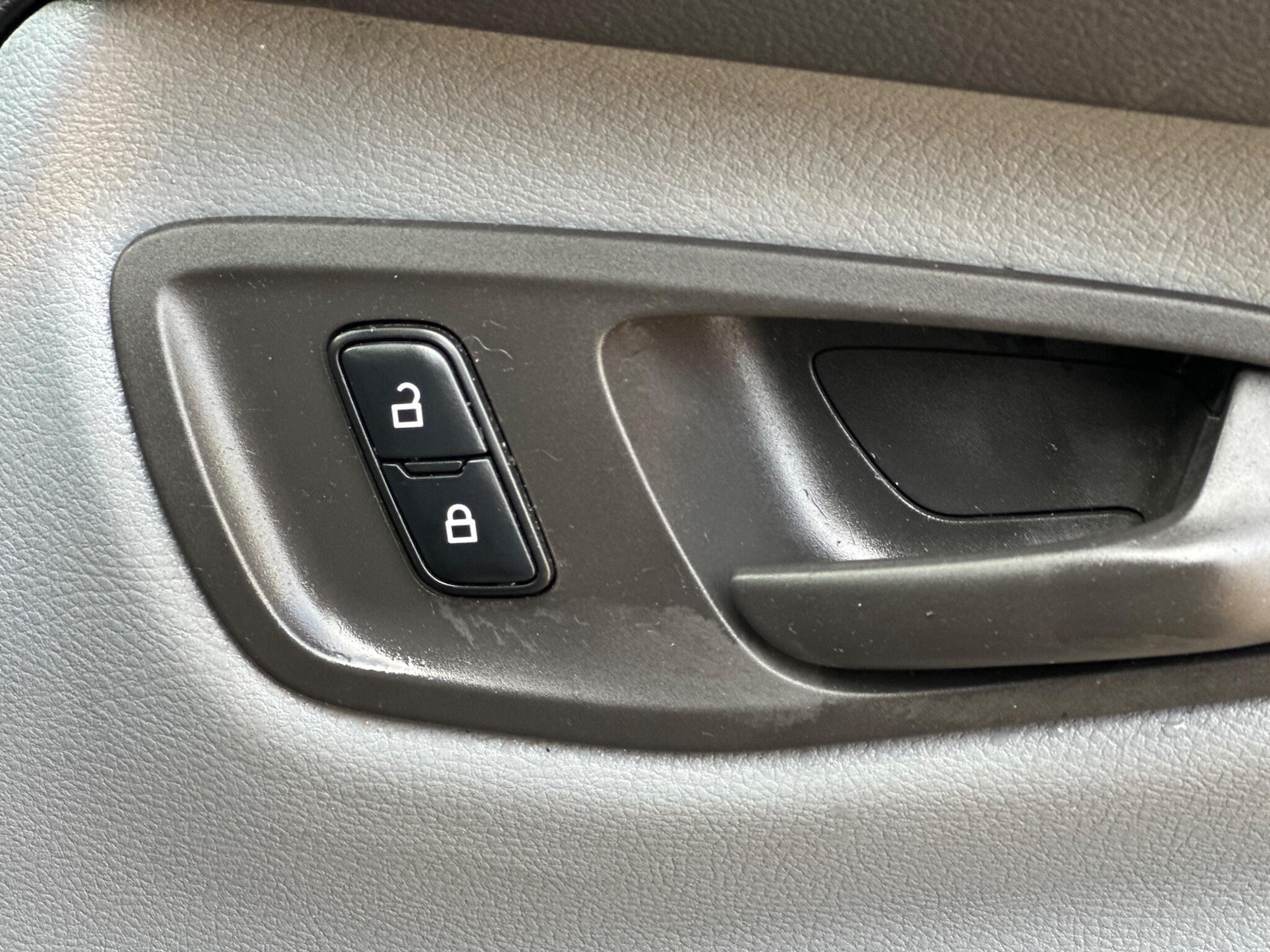 Used Ford Transit Custom 2016 for sale - 76391943: Photo 42