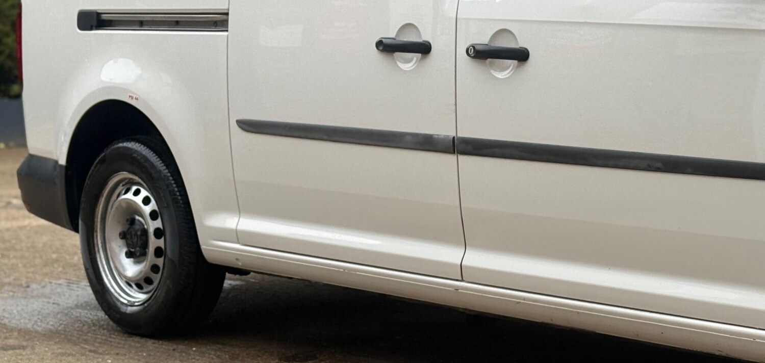 Used Volkswagen Caddy Maxi 2018 for sale - 77501915: Photo 28