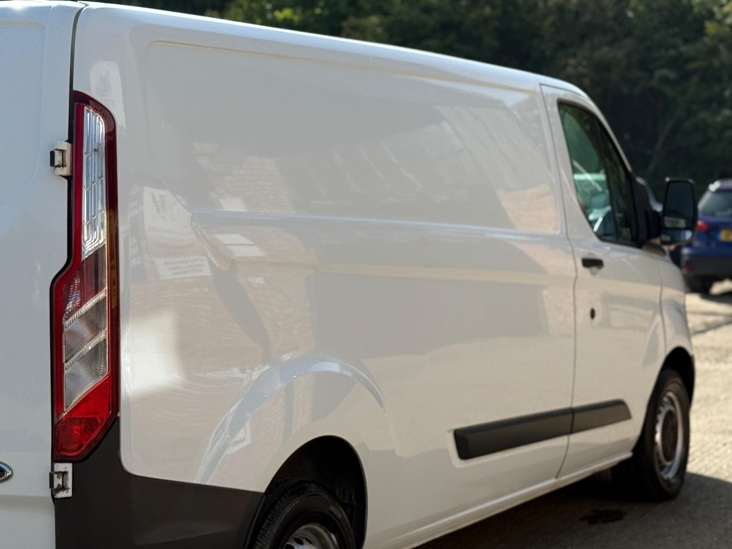 Used Ford Transit Custom 2017 for sale - 76638002: Photo 30