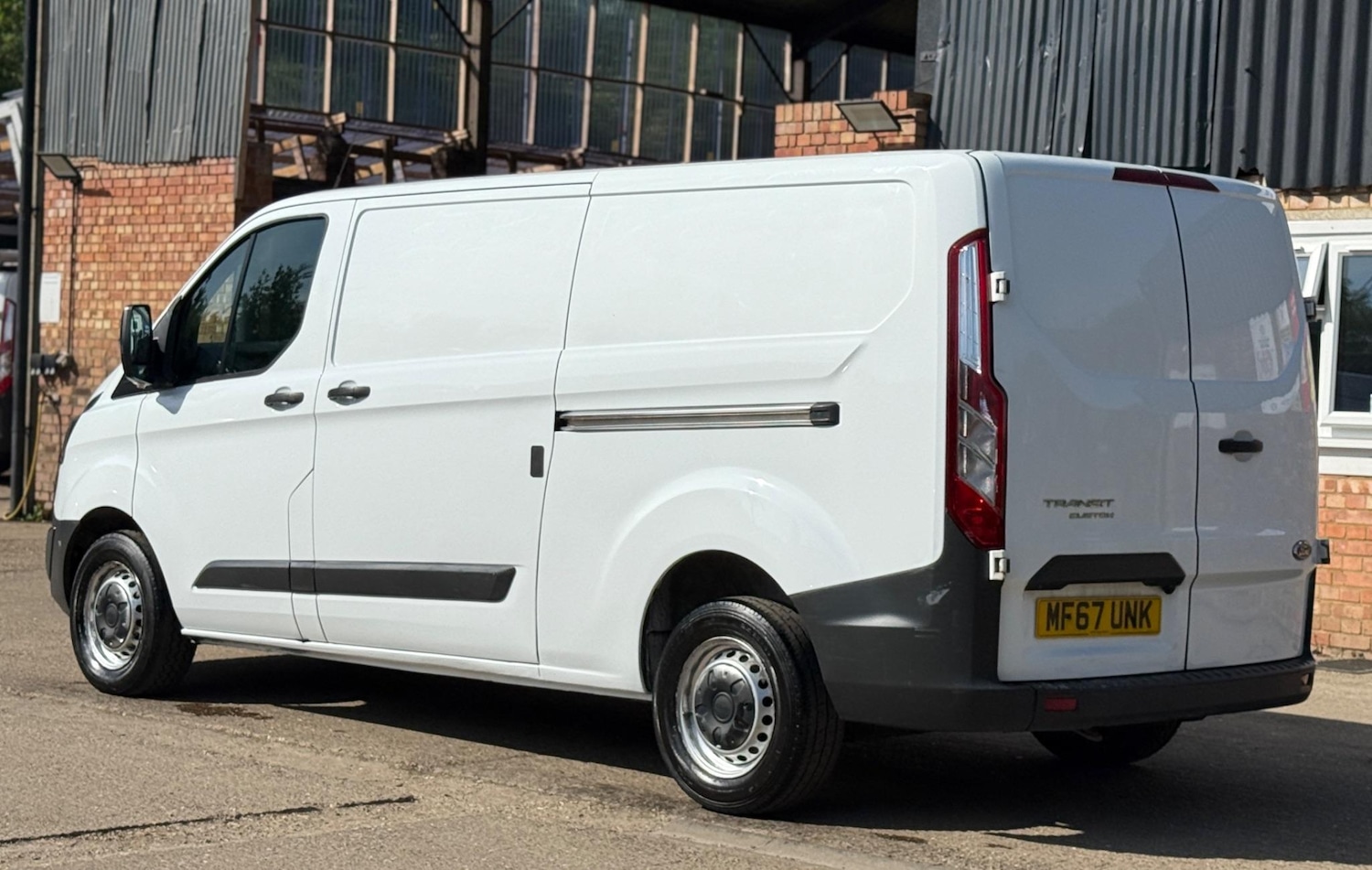 Used Ford Transit Custom 2017 for sale - 76638002: Photo 7