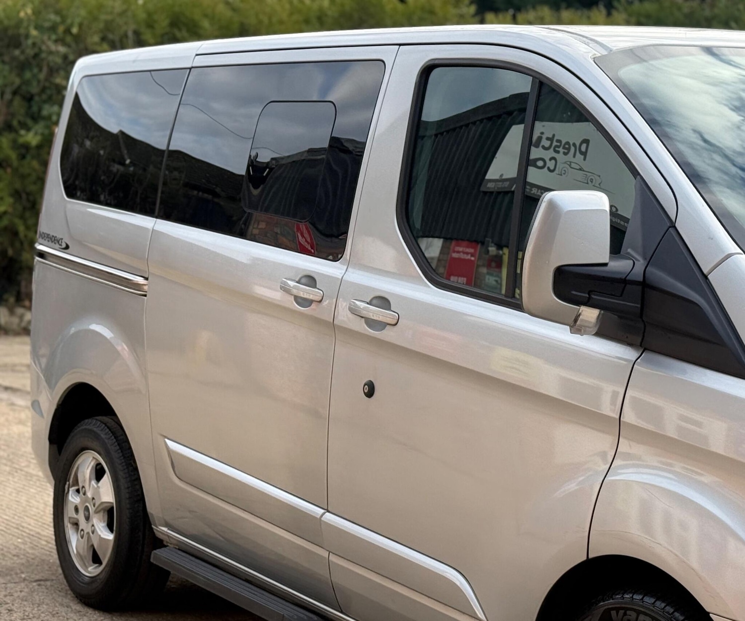 Used Ford Tourneo Custom 2017 for sale - 76577410: Photo 28