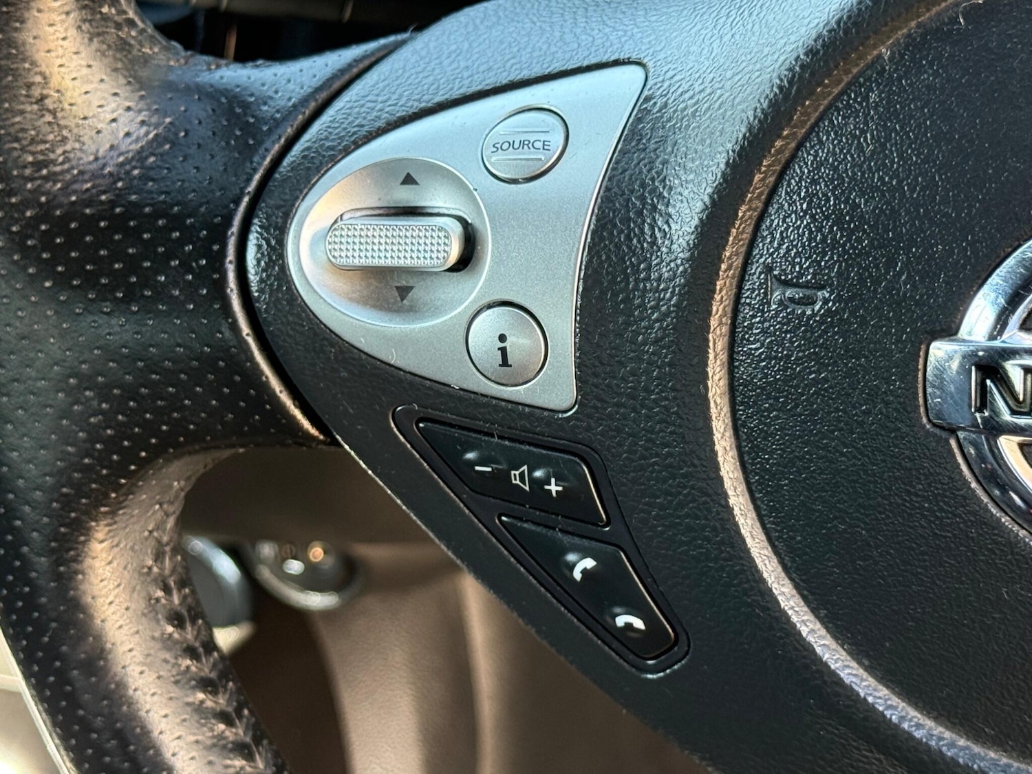 Used Nissan Juke 2015 for sale - 77951697: Photo 42