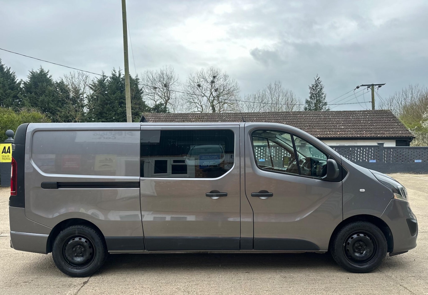 Used Vauxhall Vivaro for sale - 77897420: Photo 12