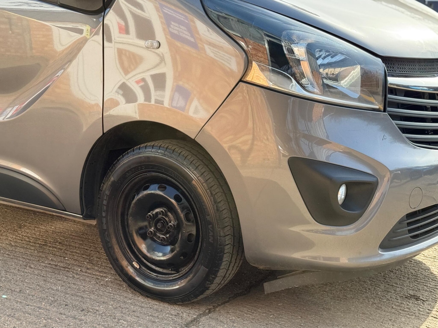 Used Vauxhall Vivaro for sale - 77897420: Photo 21