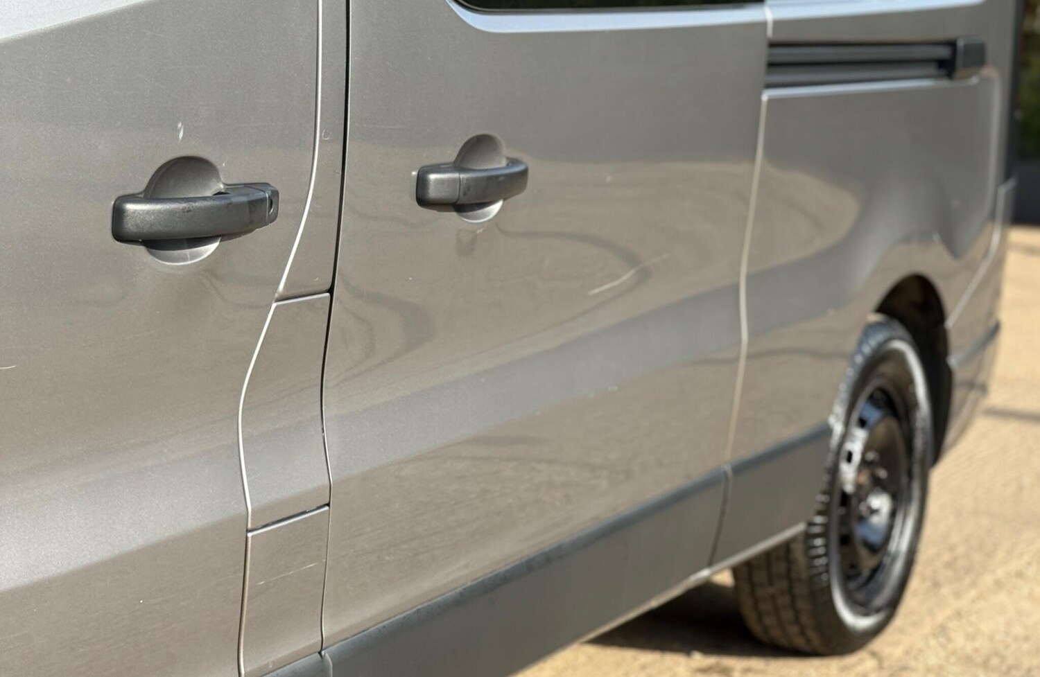 Used Vauxhall Vivaro for sale - 77897420: Photo 25