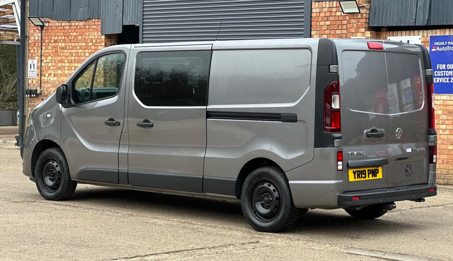 Used Vauxhall Vivaro for sale - 77897420: Photo 9