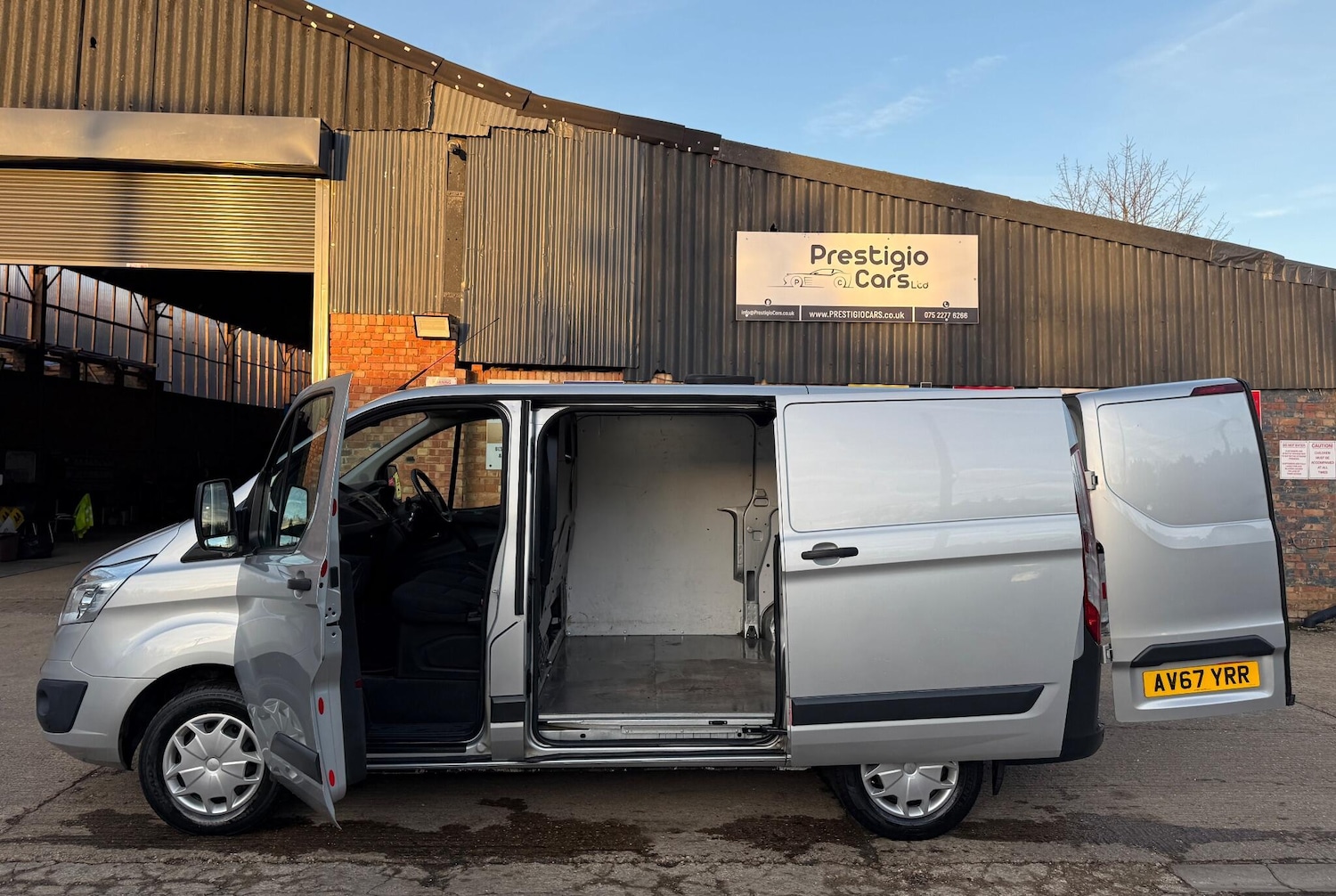 Used Ford Transit Custom 2018 for sale - 76653895: Photo 12