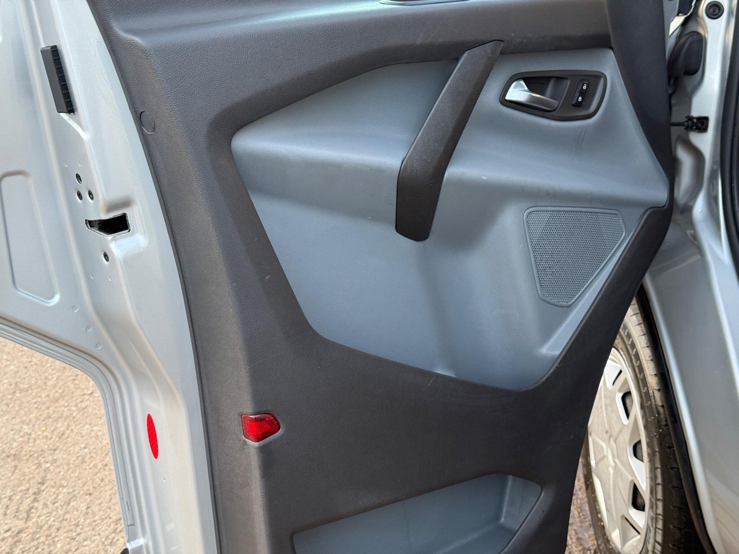 Used Ford Transit Custom 2018 for sale - 76653895: Photo 29