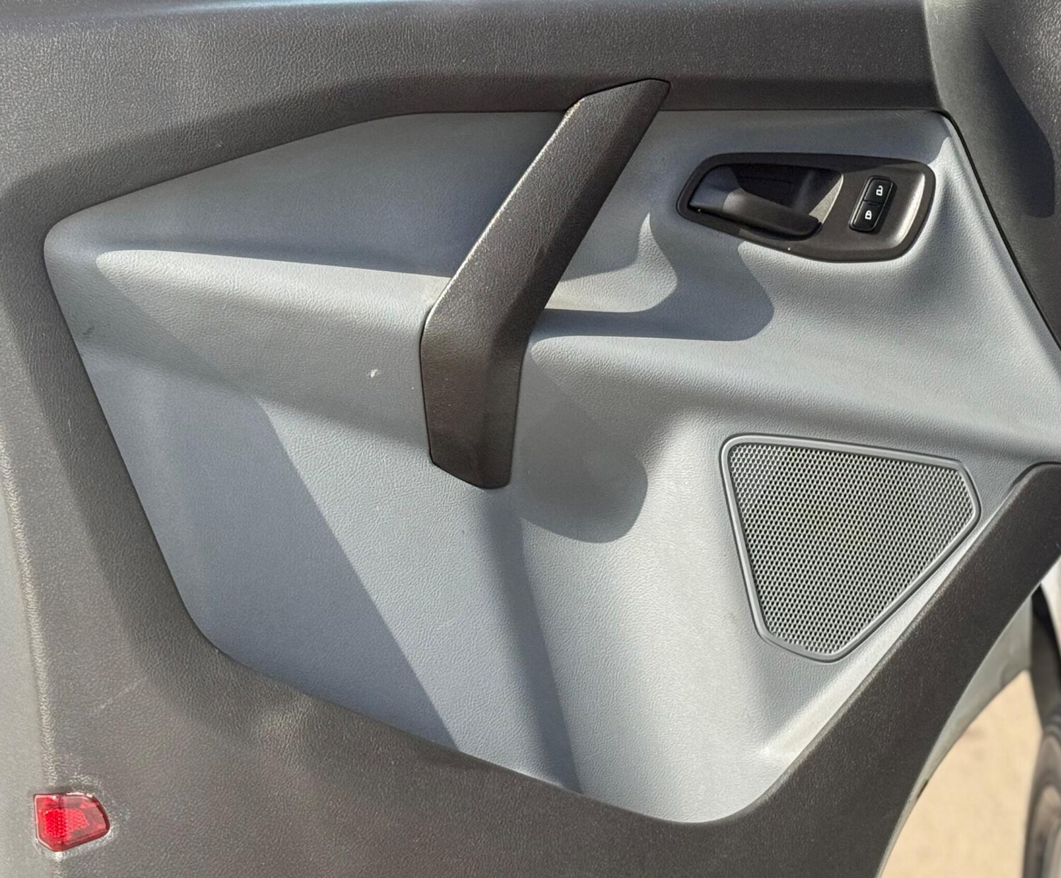 Used Ford Transit Custom 2017 for sale - 76065004: Photo 10
